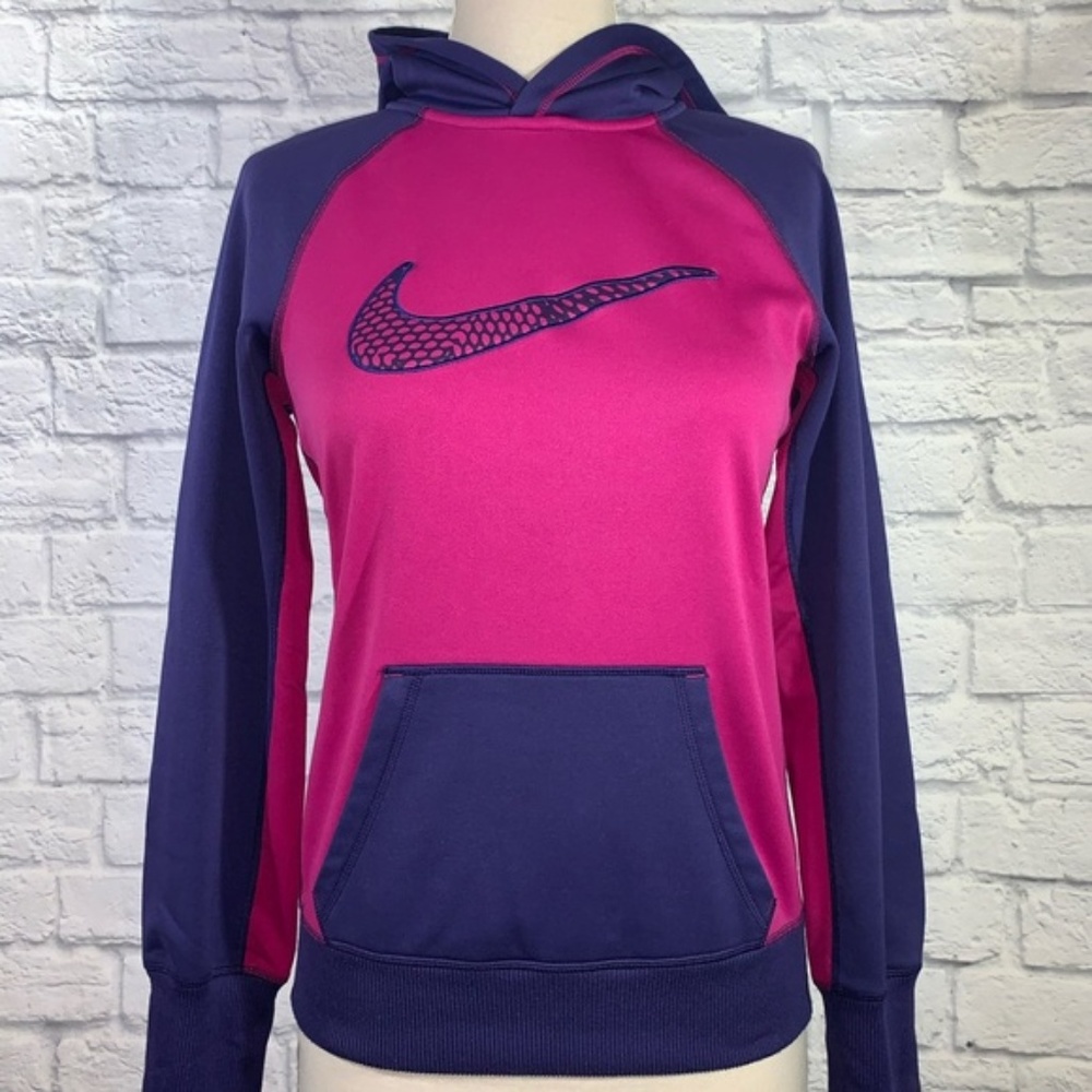 ☀️3/$25 Nike ThermaFit Pullover Hoodie • Sz S Pink/Purple